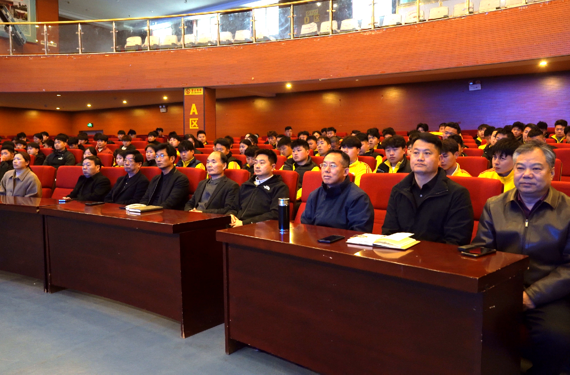 少林小龙武校