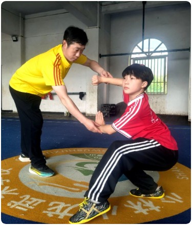 河南少林小龙武校优秀学员黄雨阳---少年砺武逐锋芒