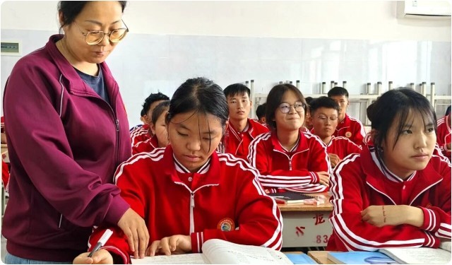 河南嵩山少林小龙武术学校