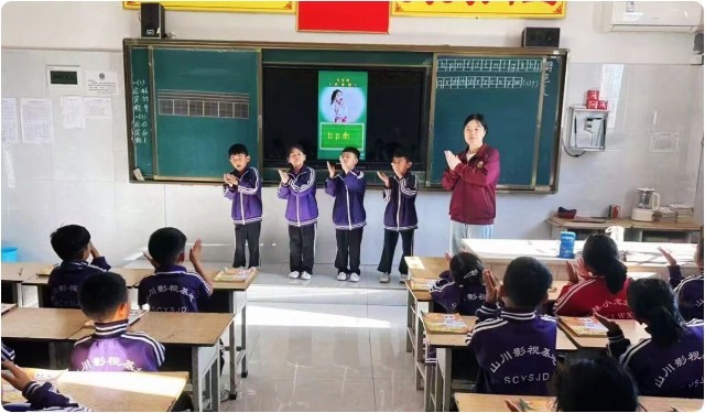 河南少林小龙武校